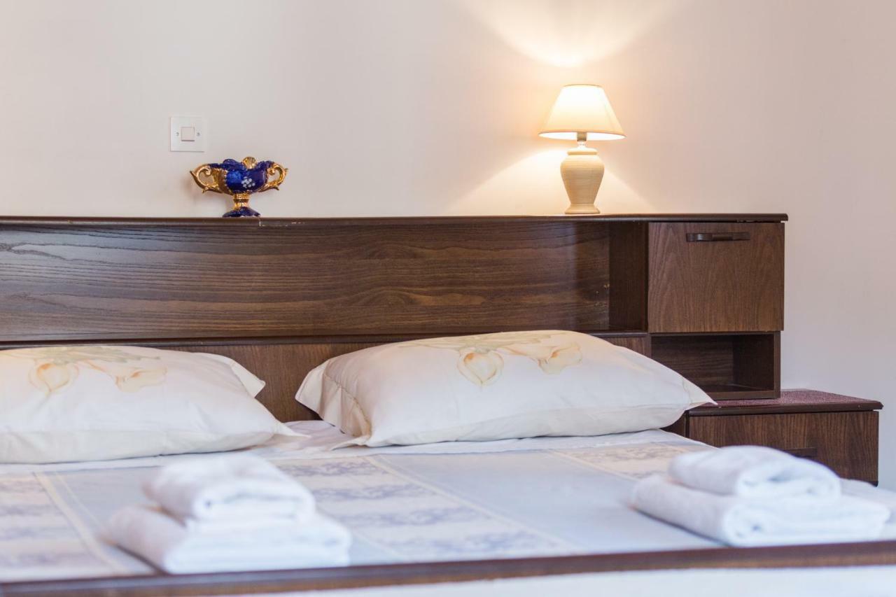Guest House Robert I Mirna Bale Luaran gambar